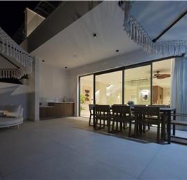 Selection of 5 bedroom seafront villas with heated pool on Ciovo near Trogir, sleeps 10